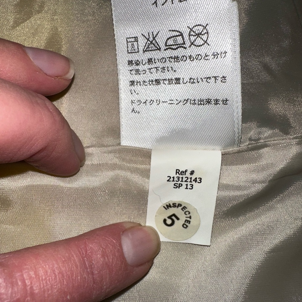 Eddie Bauer Vintage Beige and Yellow Women's Rain Jacket size XL - Picture 13 of 13